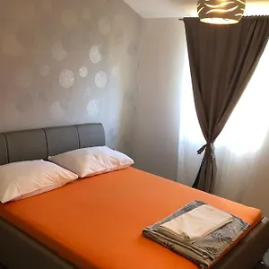 Bm Apartament Biograd Na Moru